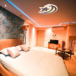 Lustra LED ELLY 36W, Luna si Stea, lumina Rece/Calda/Neutra, Maro - imagine 3